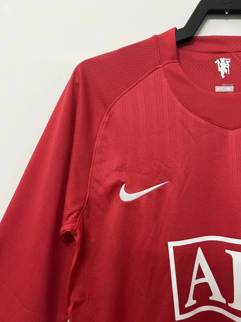 mdo mun aig red short sleeve 02 front detail