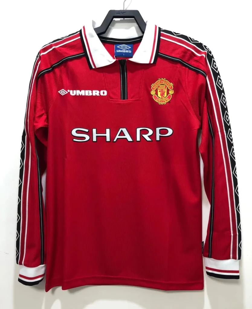 Manchester United Sharp Red Long-Sleeve Football Shirt — Retro / Classic